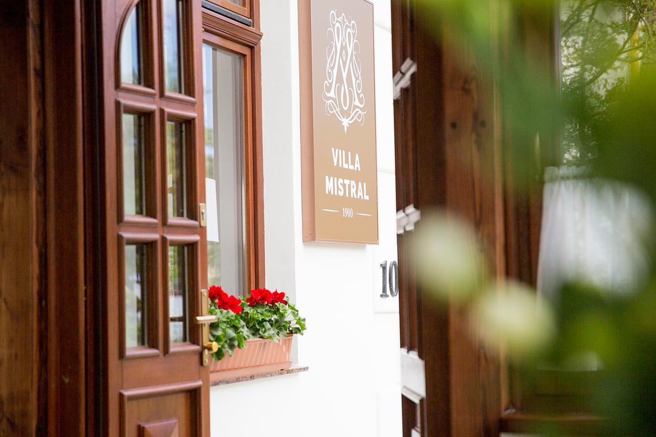 Villa Mistral Устка Экстерьер фото